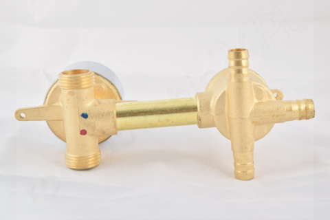 Bateria do kabiny z hydromasażem 3 funkcyjna B01-4 - 100mm Bateria do kabiny z hydromasażem 3 funkcyjna B01-4 - 100mm
